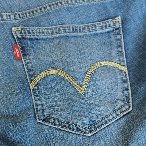 PRE-LOVED TOO SUPERLOW FLARE 524 LEVI'S 7M 99% COTTON/1% SPANDEX 5-POCKET - Picture 9 of 12